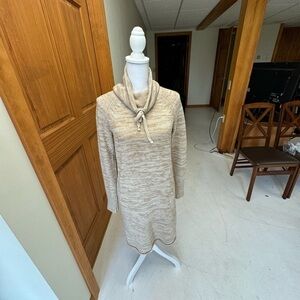 ATHLETA cowl neck sweater dress SM L37 in 19 in pit soft merino wool